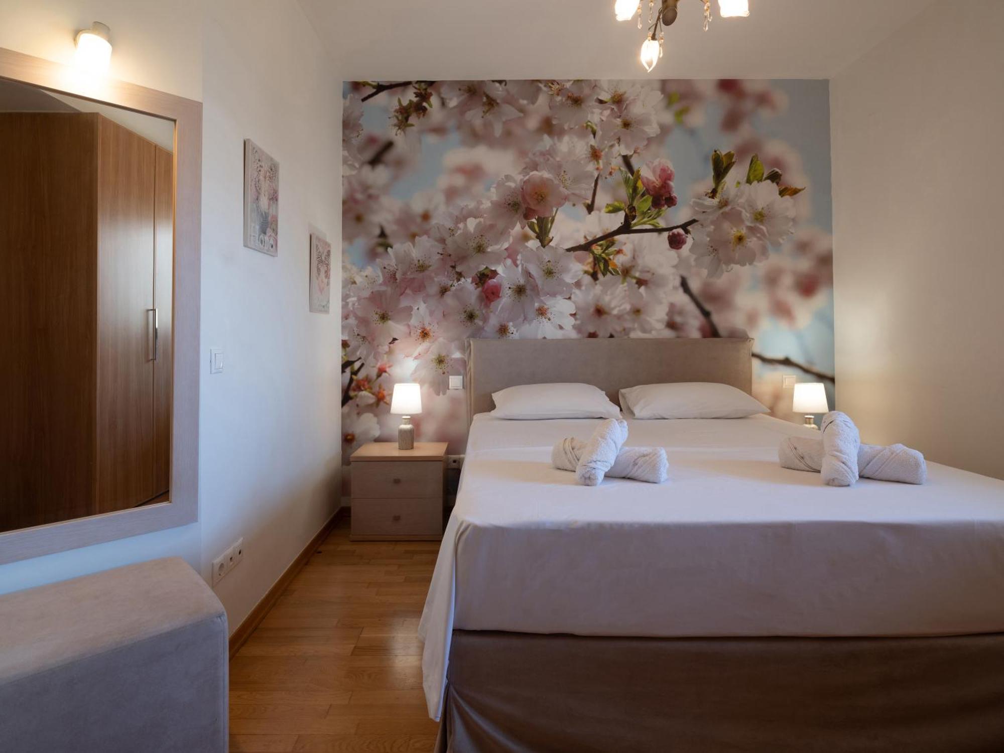 Onyx City Center Apartment With Parking Iraklio Exterior foto