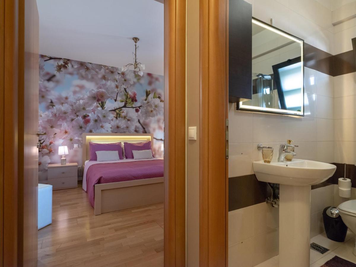 Onyx City Center Apartment With Parking Iraklio Exterior foto